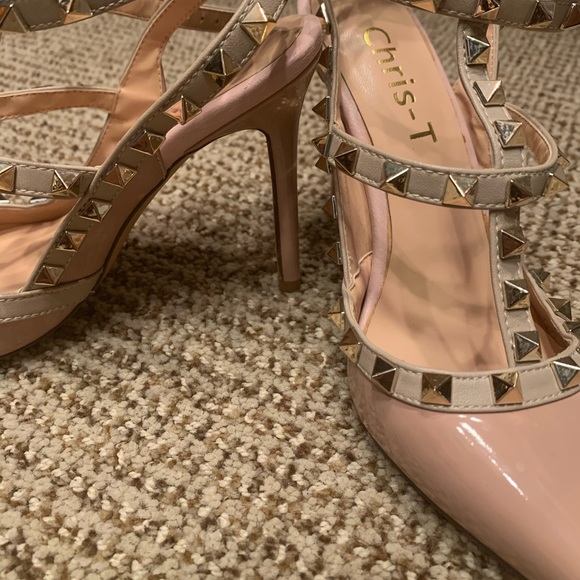 Nude Studded Heels- size 6.5 - Picture 3 of 6